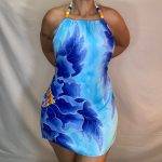 BLUE FLORAL MOTIF